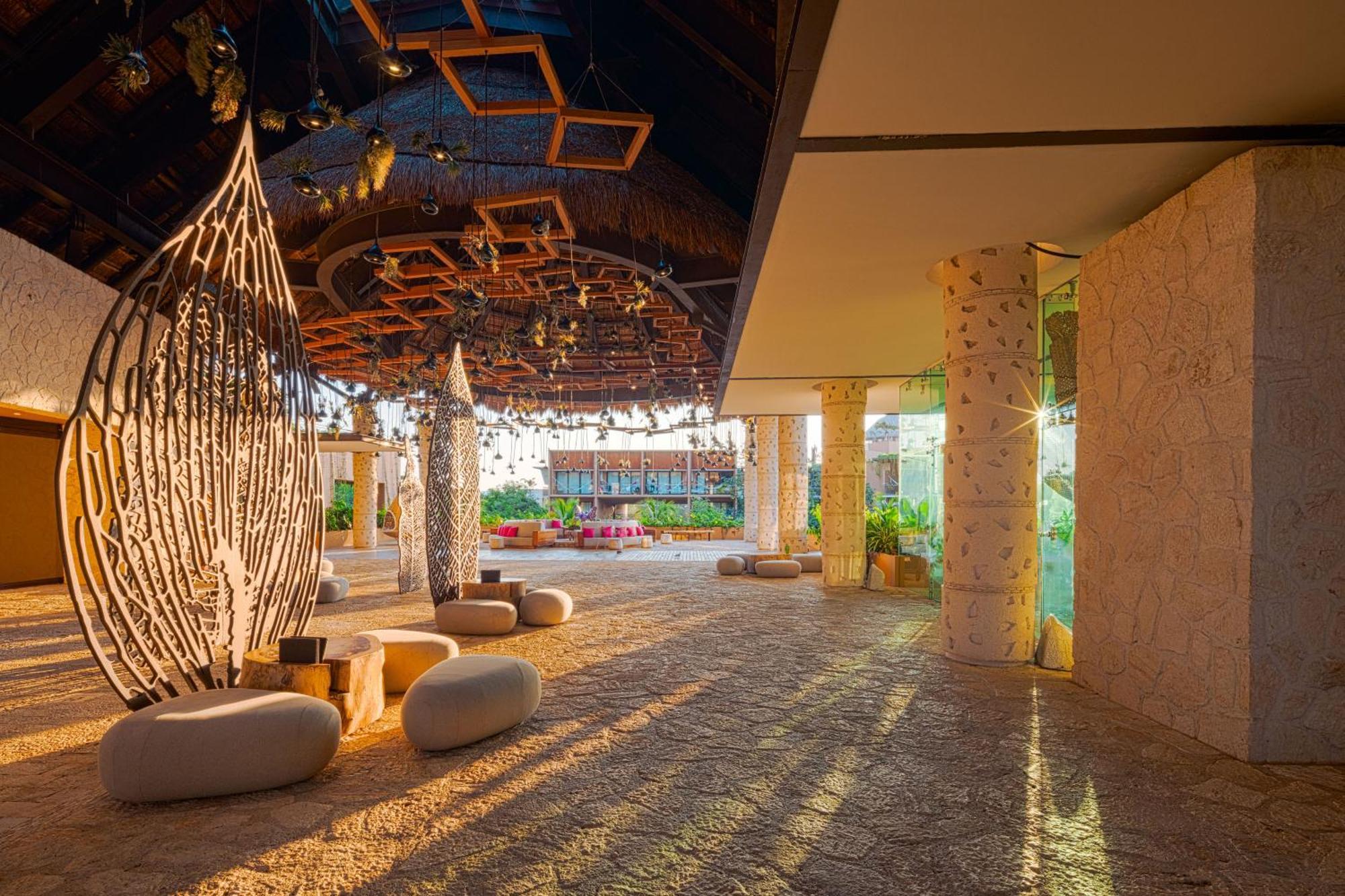 Hotel Xcaret Mexico All Parks All Fun Inclusive (Adults Only) Los Dos Compadres Exterior photo Lobby