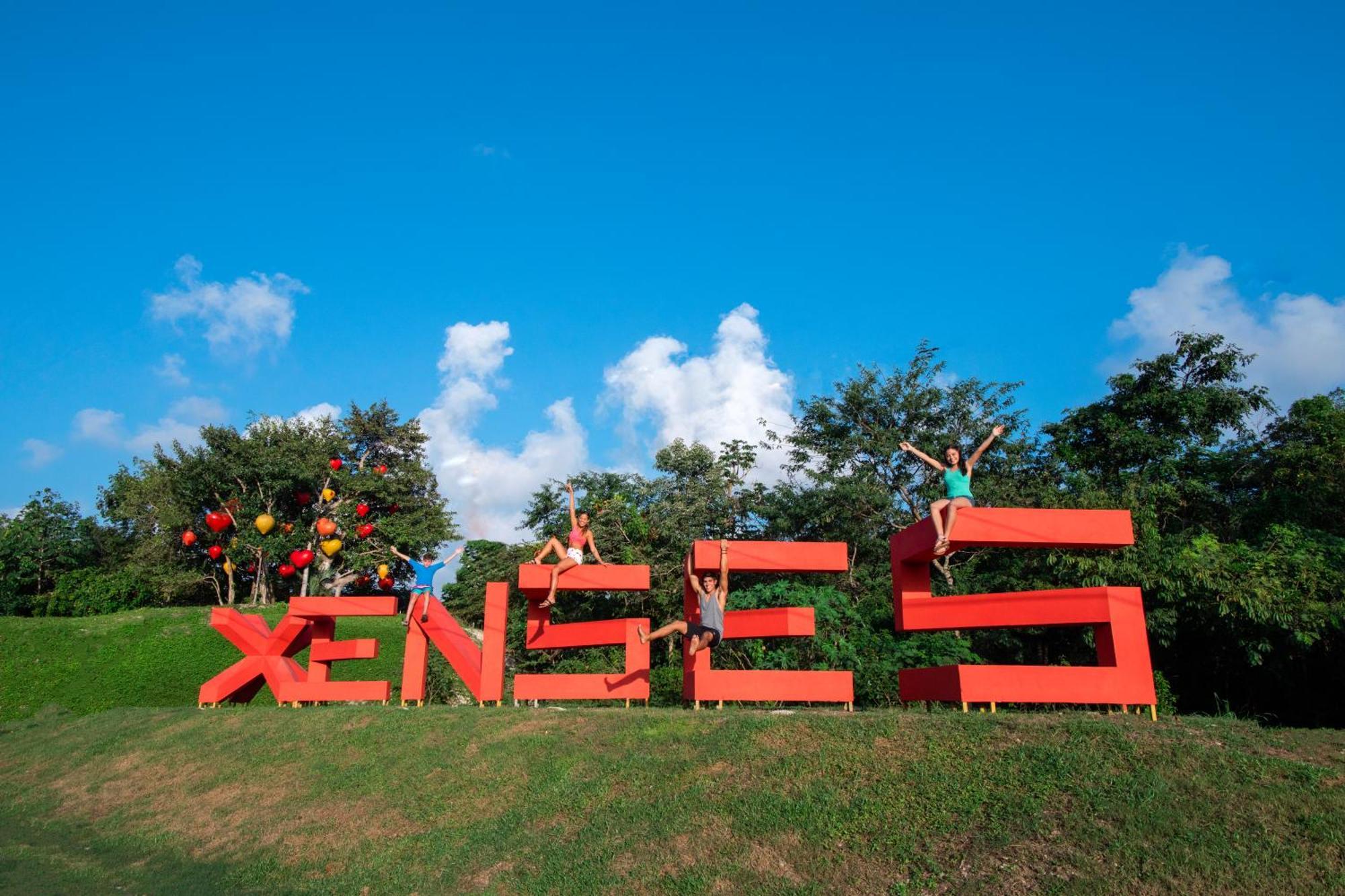Hotel Xcaret Mexico All Parks All Fun Inclusive (Adults Only) Los Dos Compadres Exterior photo XENEC